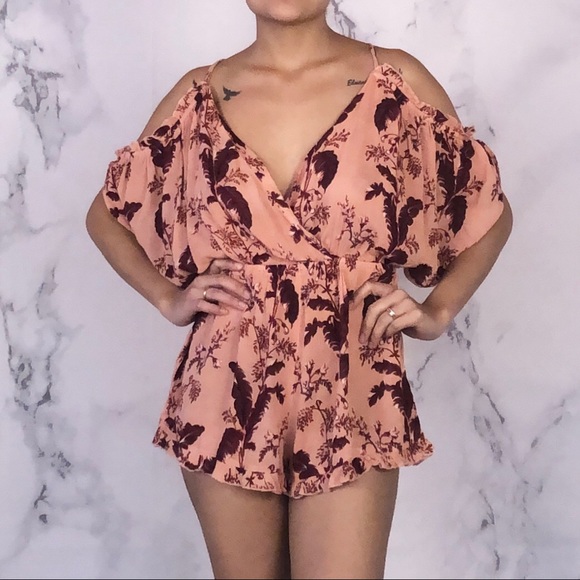New Topshop Floral Cold Shoulder Romper - Picture 2 of 6